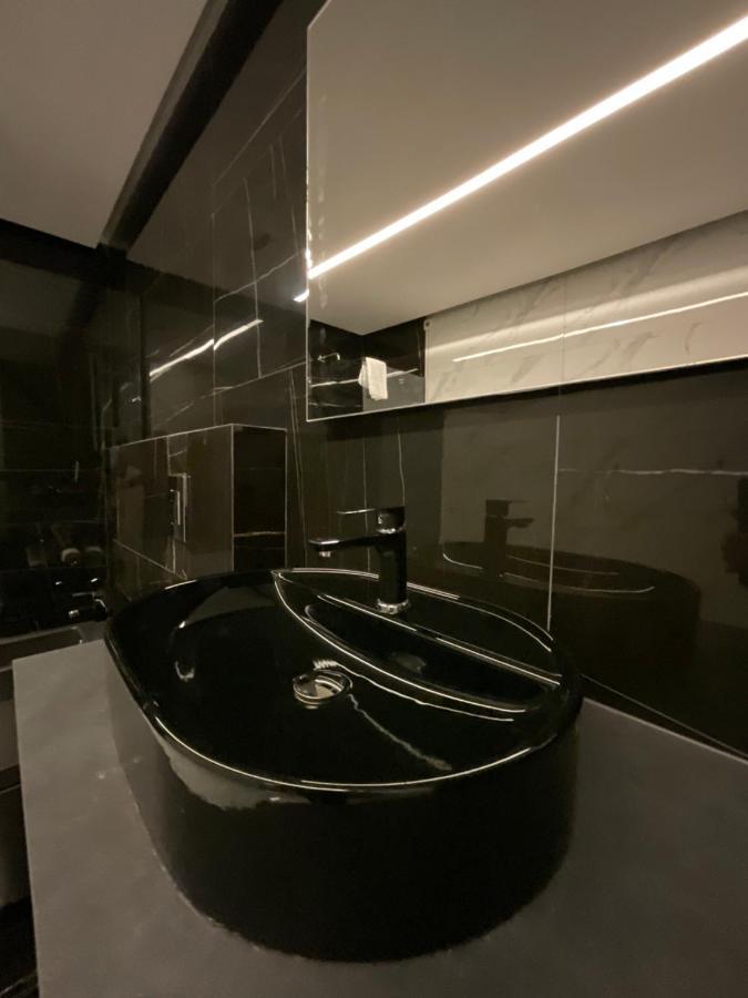 Palace Hotel & Spa Titova Mitrovica Εξωτερικό φωτογραφία
