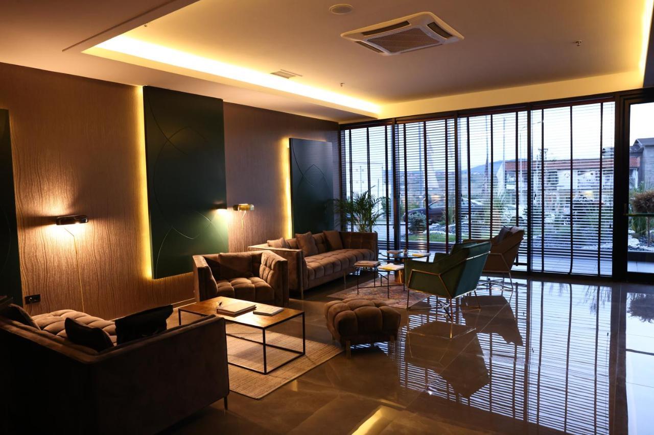 Palace Hotel & Spa Titova Mitrovica Εξωτερικό φωτογραφία
