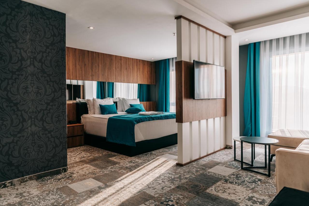 Palace Hotel & Spa Titova Mitrovica Εξωτερικό φωτογραφία
