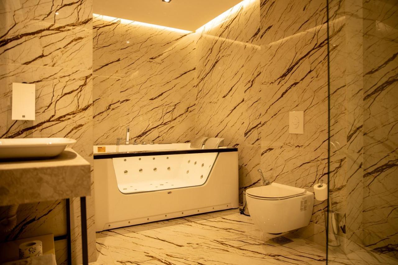 Palace Hotel & Spa Titova Mitrovica Εξωτερικό φωτογραφία